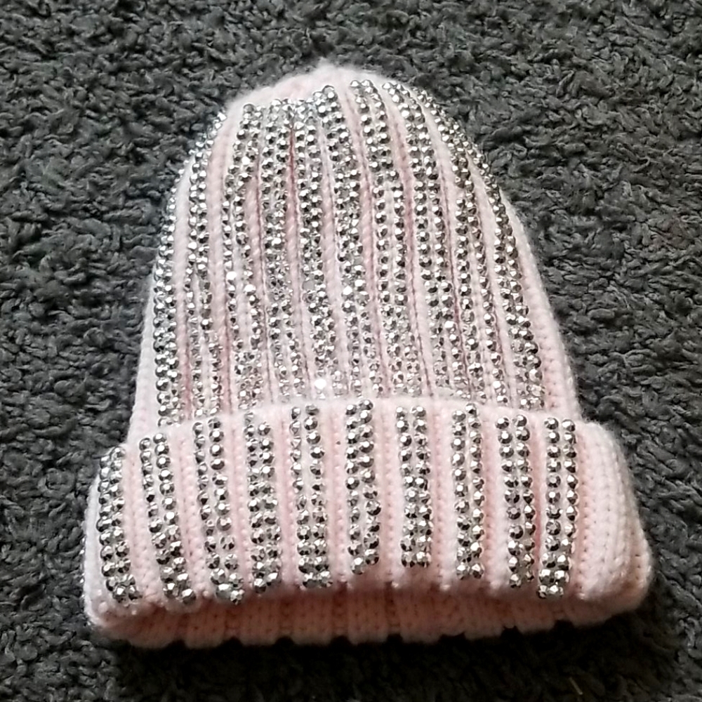 Omg! Fuzzy Bling Hat